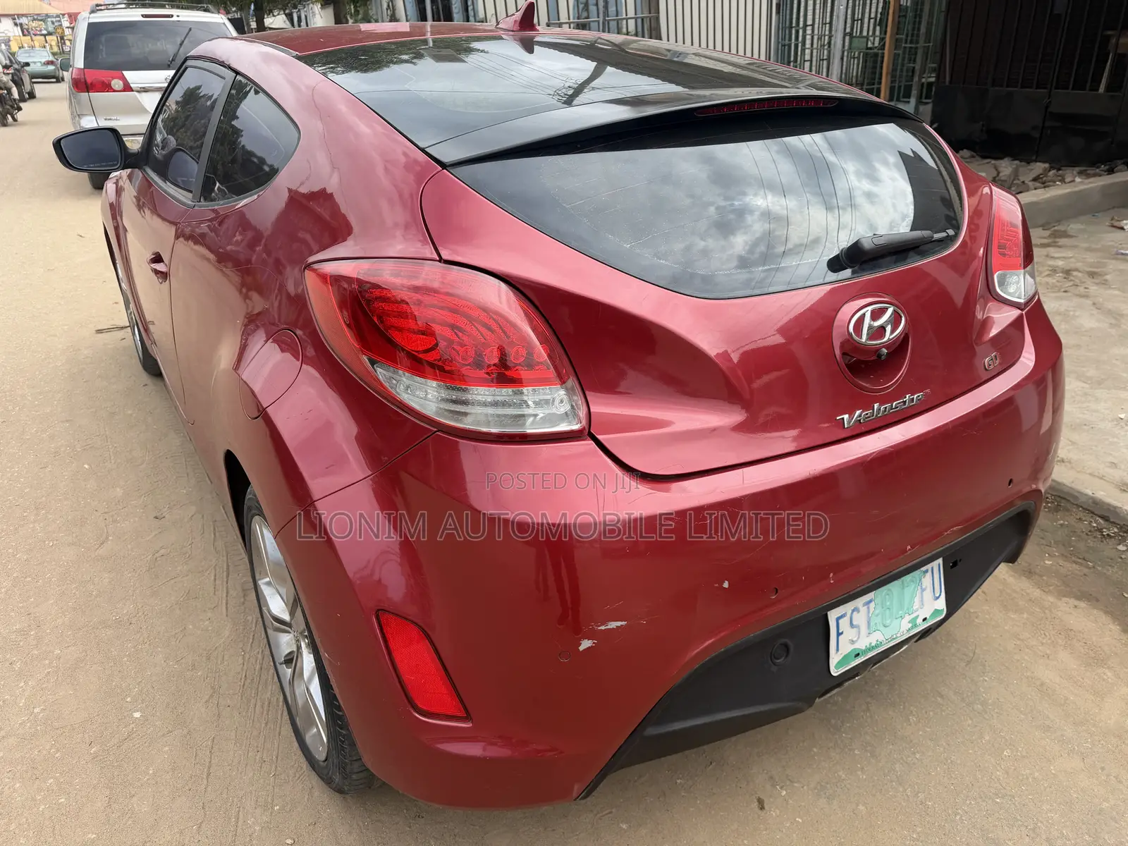 Hyundai Veloster 2011 Maroon