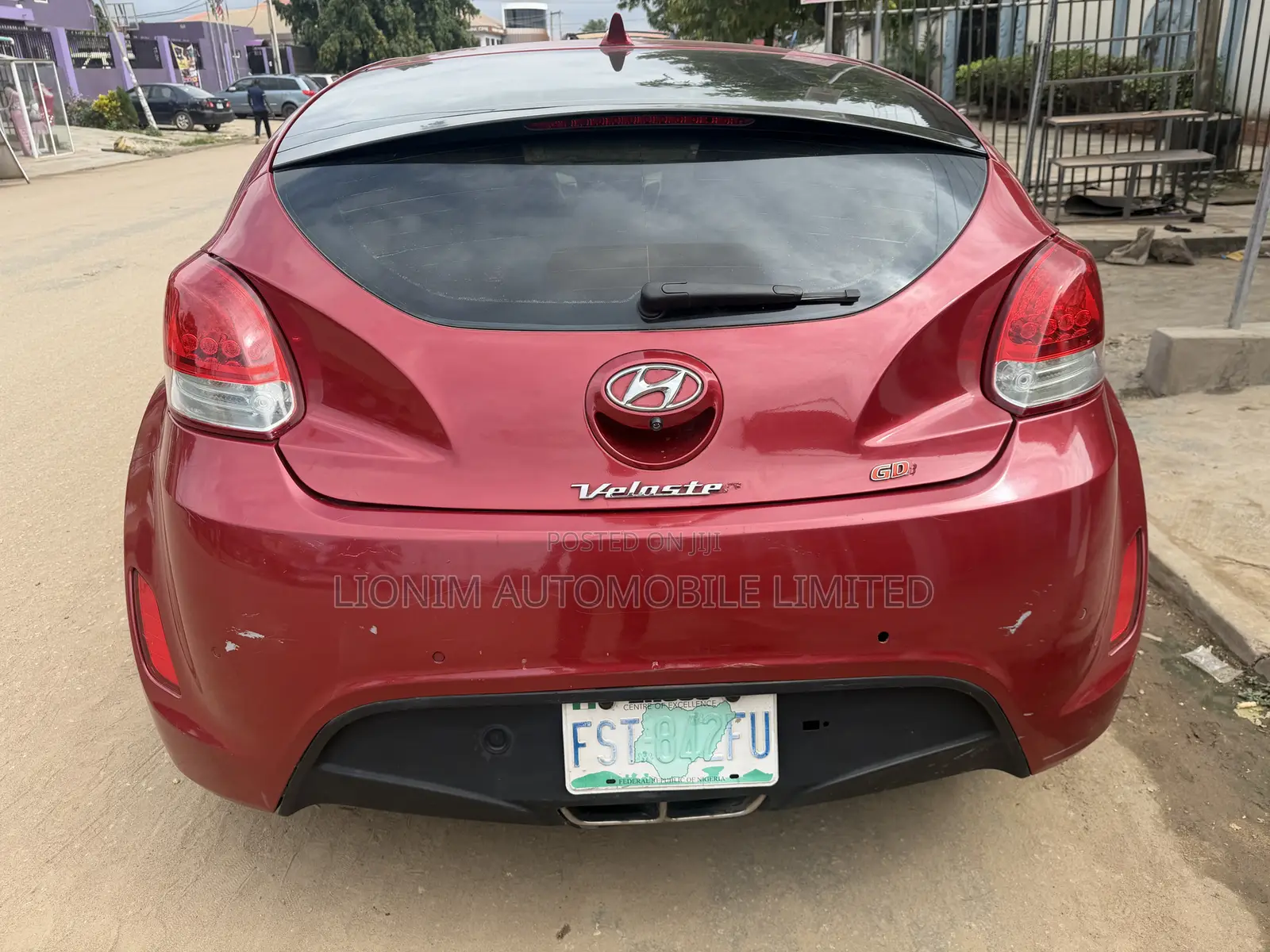 Hyundai Veloster 2011 Maroon