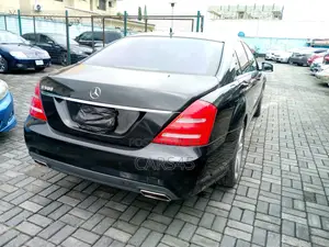 Mercedes-Benz S-Class 2011 Black