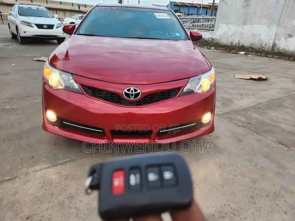 Toyota Camry 2013 Red