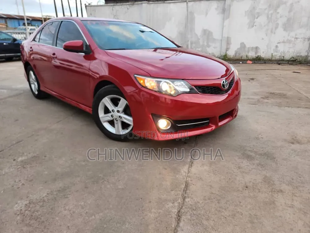 Toyota Camry 2013 Red