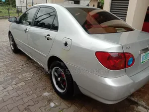 Toyota Corolla 2004 Silver
