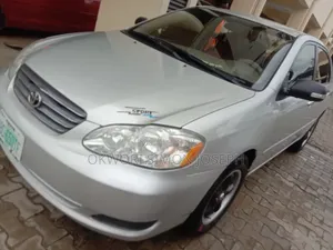 Toyota Corolla 2004 Silver