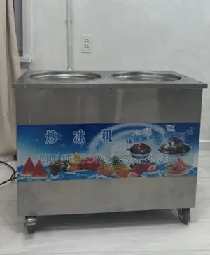 Double-Pan Commercial Fried Ice Cream Machine With Custom Graphics