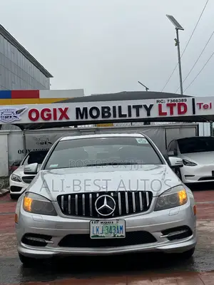 Mercedes-Benz C300 2008 Silver
