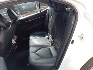 Toyota Camry 2019 White