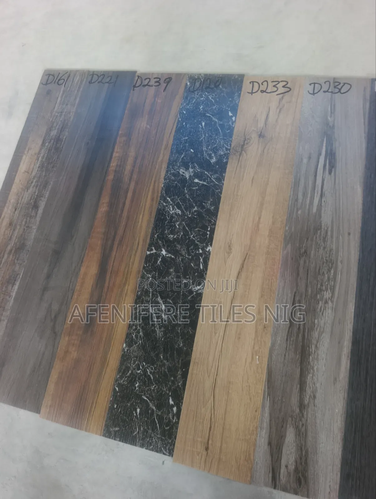 Vinyl Rubber Floor Tiles