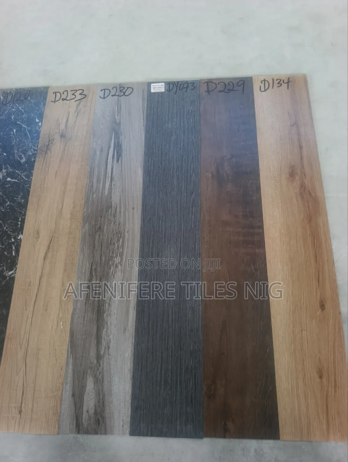 Vinyl Rubber Floor Tiles
