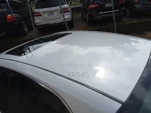 Toyota Camry 2019 White