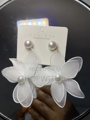 Elegant, Uniquely White Flower and Pearl Earrings