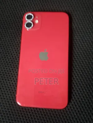 Apple iPhone 11 64 GB Red
