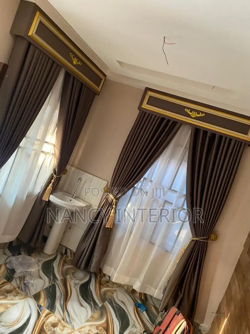 Good Quality Curtains With Board