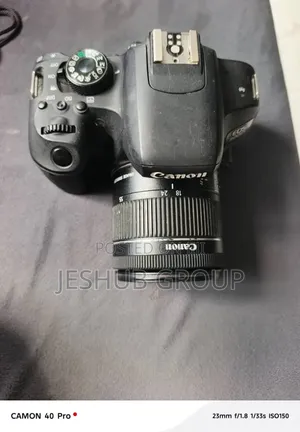 Camera Canon EOS 800D  EF-S 18-55mm