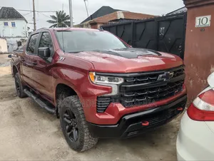 Chevrolet Silverado 3500 2023 Red