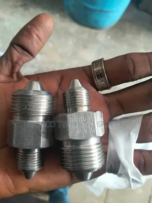 Stainless Steel 60,000 PSI High-Pressure Male-to-Male Adapter