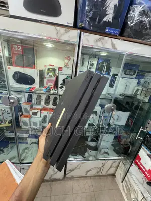 PlayStation 4
