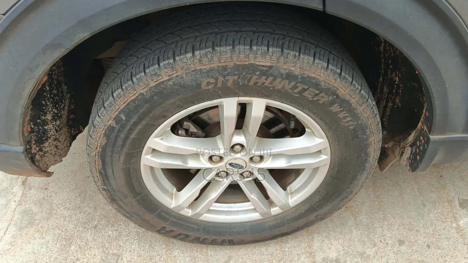 Ford Explorer XLT 2021 Gray