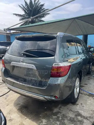 Toyota Highlander Limited 2010 Green