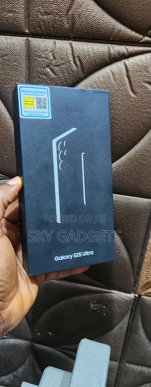 New Samsung Galaxy S25 Ultra 256 GB Black