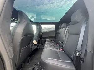 Tesla Cybertruck Cyberbeast 2024 Gray