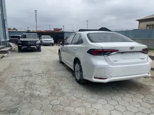 Toyota Corolla XSE 2023 White