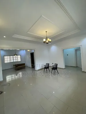 2bdrm Block of Flats in Utako Main for rent