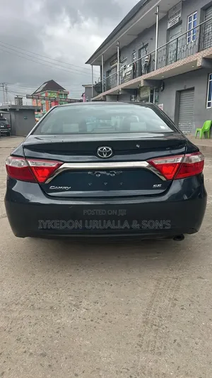 Toyota Camry 2016 Black