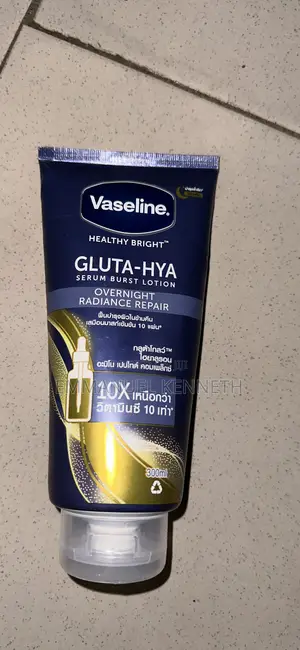 Gluta-Hya Vaseline