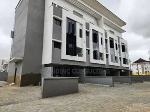 3bdrm Apartment in Belavista Estate, Lekki Phase 1 for sale