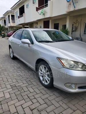 Lexus ES 2012 Silver