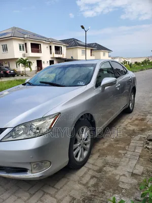 Lexus ES 2012 Silver