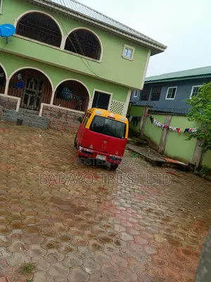 7bdrm Block of Flats in Iduowina, Benin City for sale