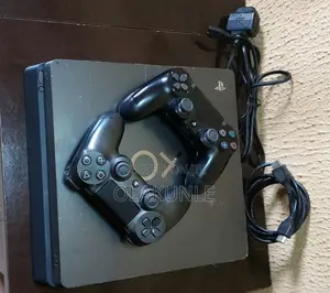 Ps4 Slim, With 13games, 2 Controllers, HDMi, Power Cable
