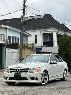 Mercedes-Benz C300 2010 White
