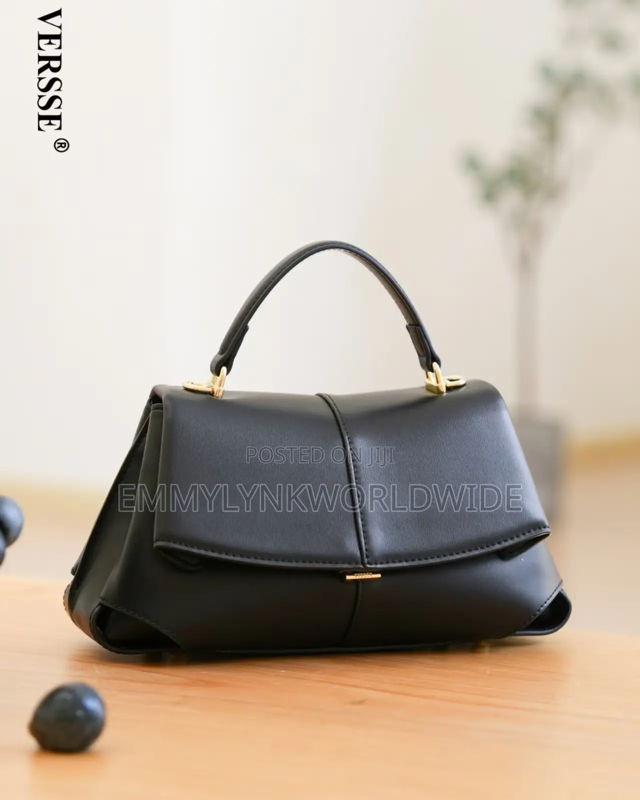 Versse Luxury Hand