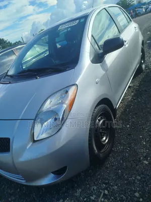 Toyota Yaris 2009 Silver