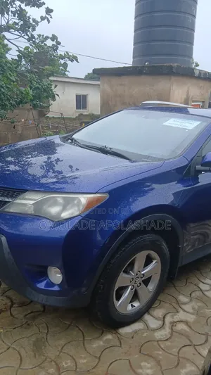 Toyota RAV4 2015 Blue