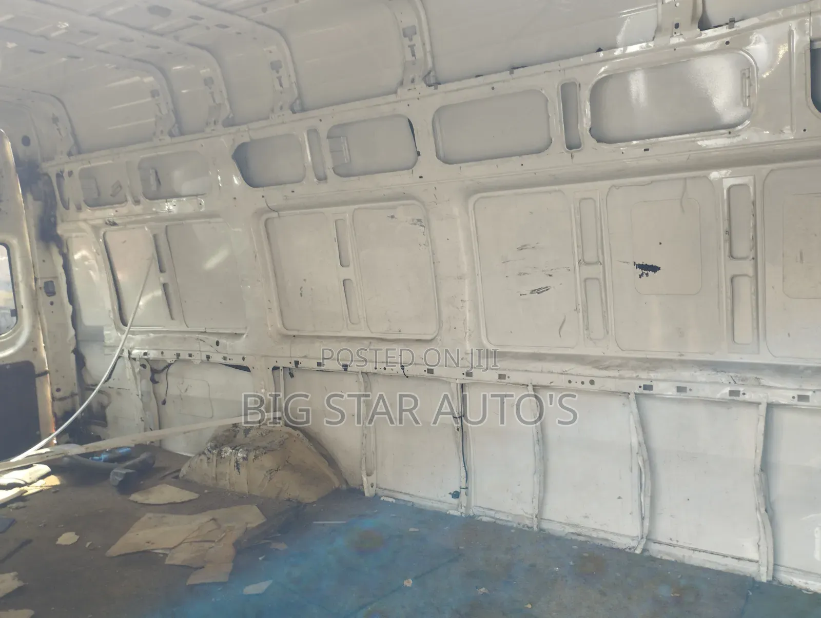 Ford Transit 2001 White