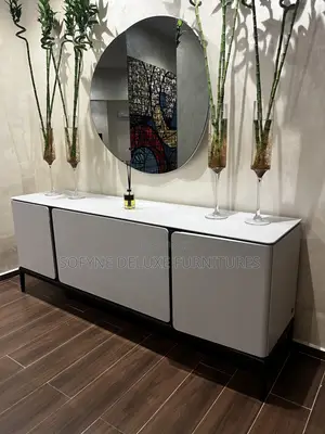 Foreign Dinning Cabinet and Mirror