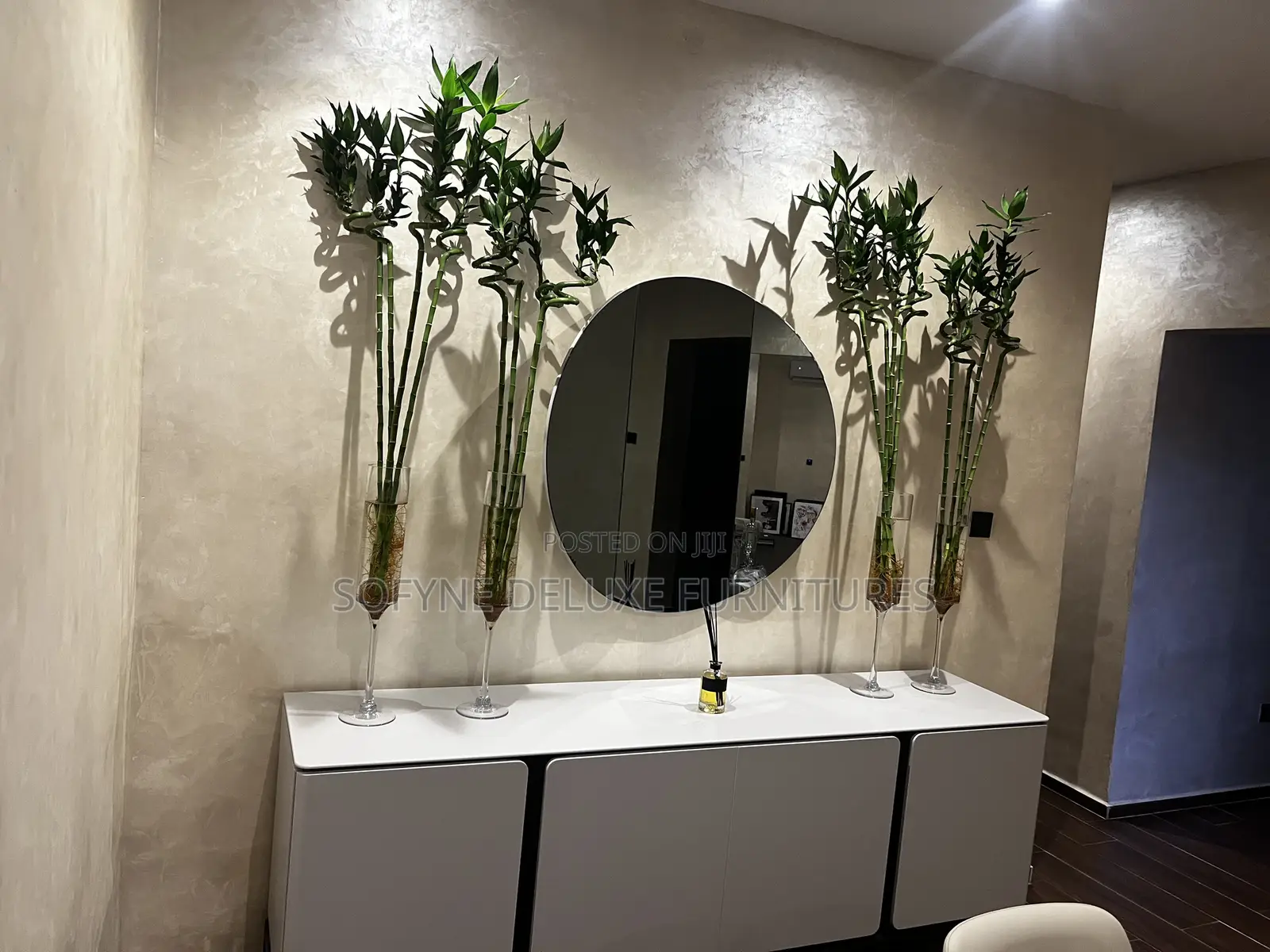 Foreign Dinning Cabinet and Mirror