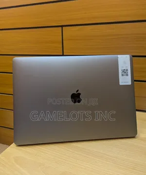 Laptop Apple MacBook Pro 2018 32GB Intel Core i9 SSD 1T