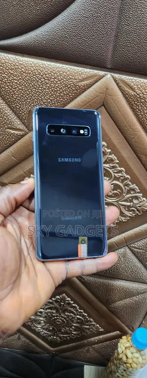 Samsung Galaxy S10 128 GB Gray