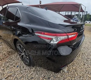 Toyota Camry XSE V6 FWD (3.5L 6cyl 8AM) 2018 Black