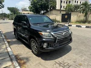 Lexus LX 2015 Black