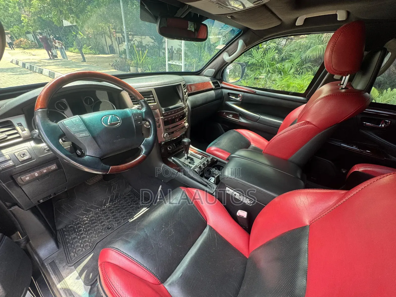 Lexus LX 2015 Black