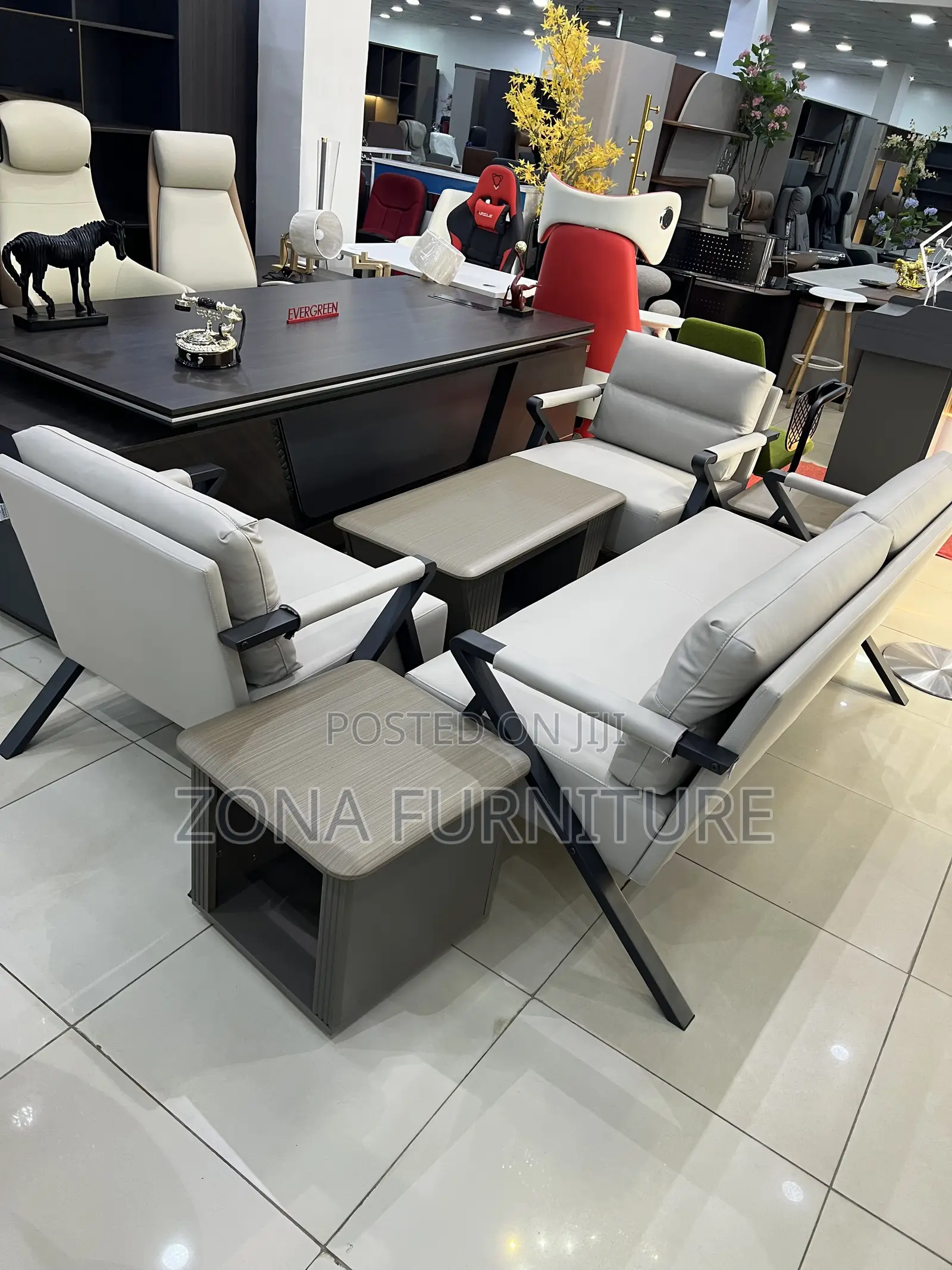 Office Mini Sofas. 5 Seater Capacity