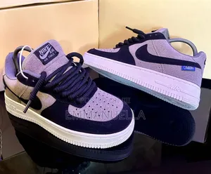 Nike Air Force Swoosh