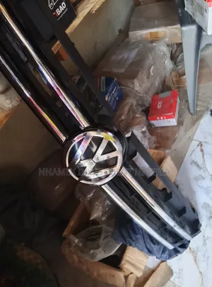 Front Grill Toureg 2013 Model