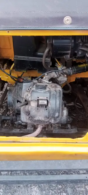 TVS King Cargo 2021 Yellow