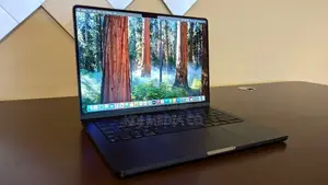 Laptop Apple MacBook Pro 2023 M3 8GB Apple M3 SSD 1T
